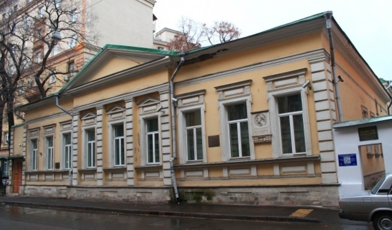 Дом-музей голубкиной зарайск. Музей-мастерская анны голубкиной. Дом-музей голубкиной. Музей-мастерская анны голубкиной. Мастерская голубкиных.